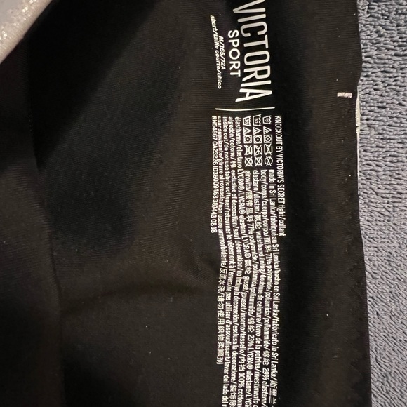 Victoria Sport Knockout by Victorias Secret Shine Tight - Picture 5 of 6